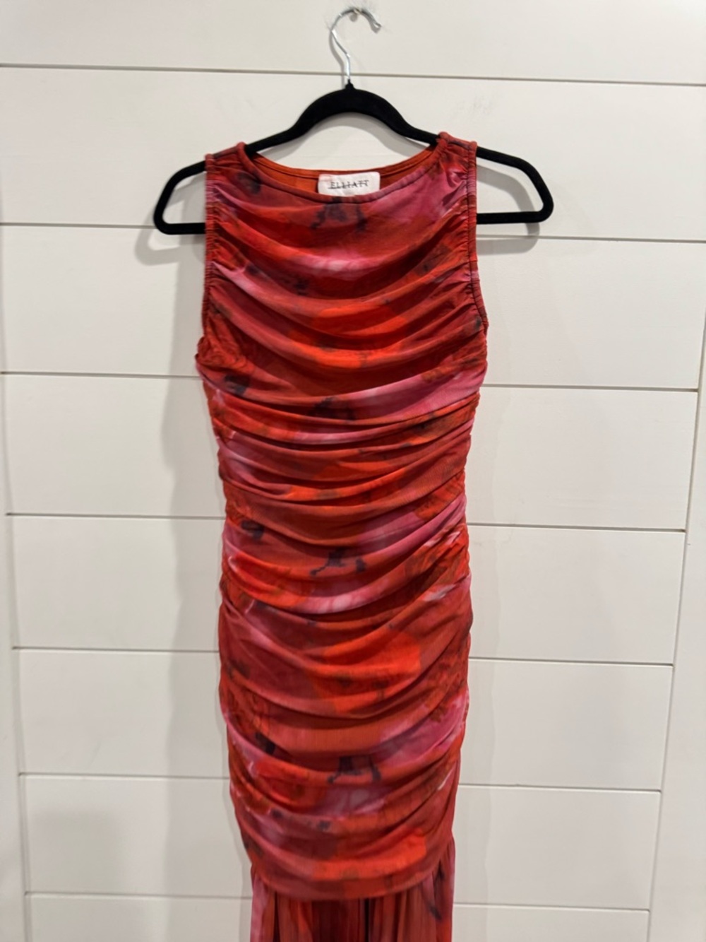 Elliatt Elise red floral ruched mesh maxi dress - Picture 5 of 12